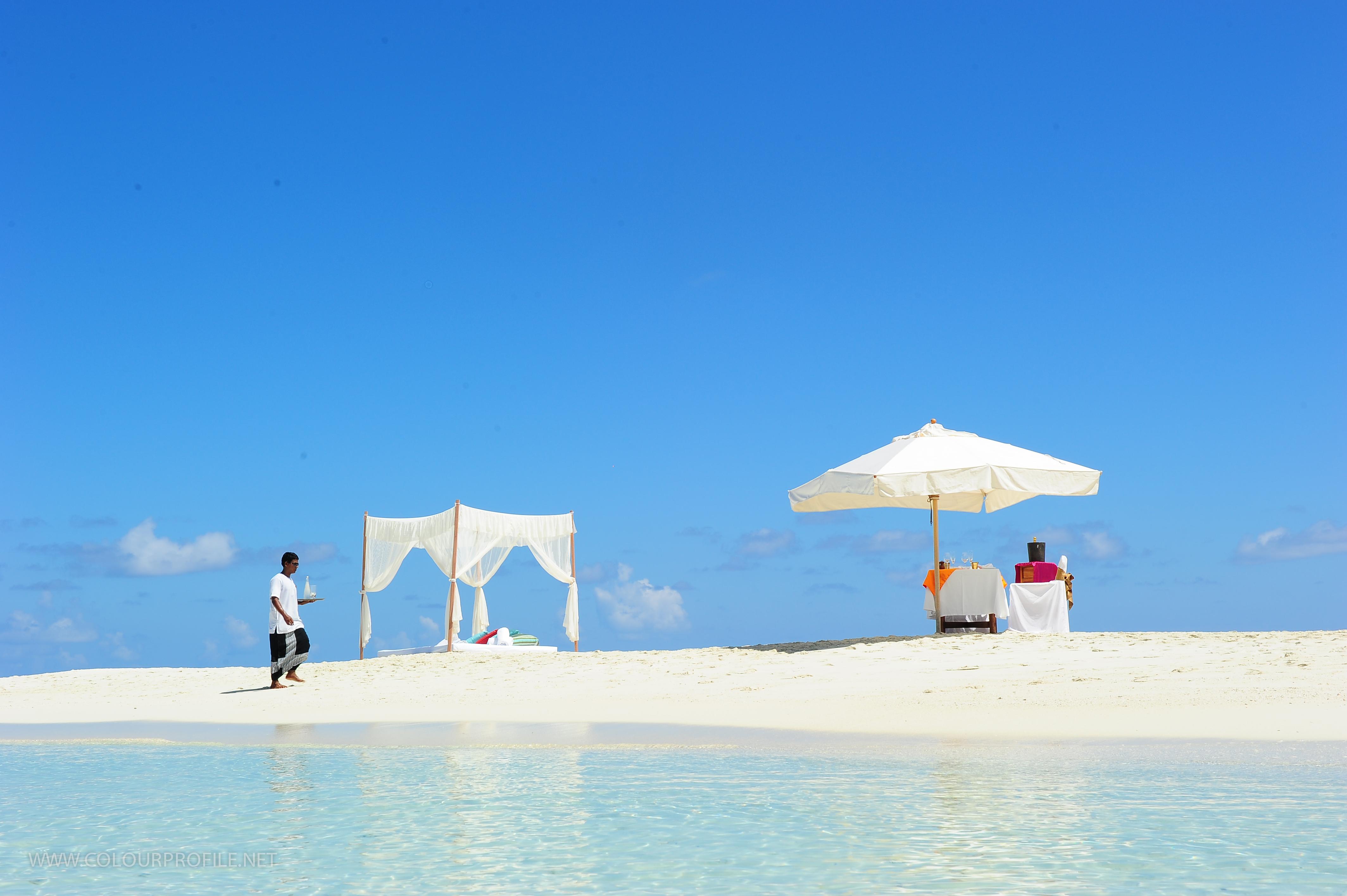 Furaveri Maldives Hotel Meedhoo  Exterior photo