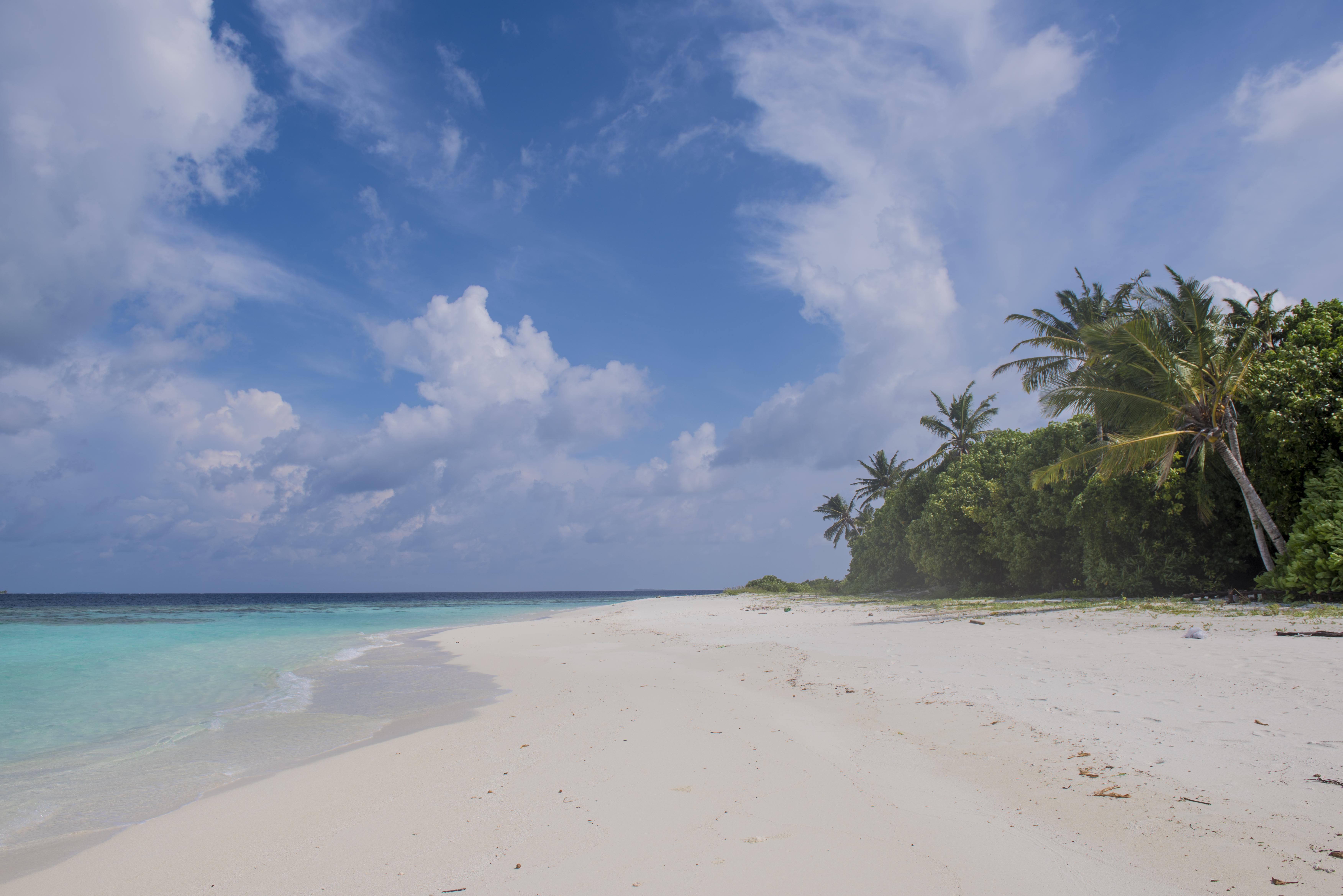 Furaveri Maldives Hotel Meedhoo  Exterior photo