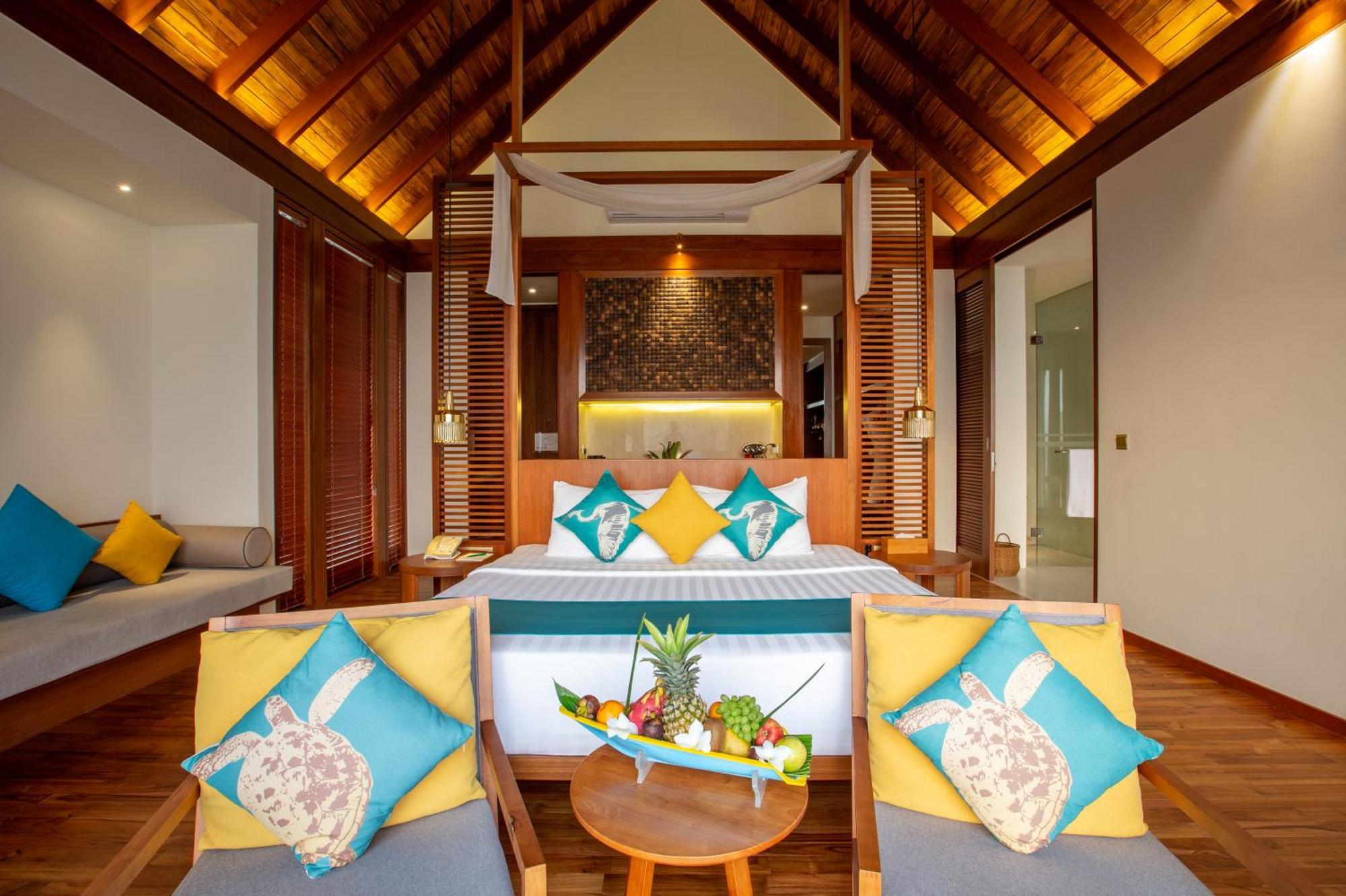 Furaveri Maldives Hotel Meedhoo  Room photo